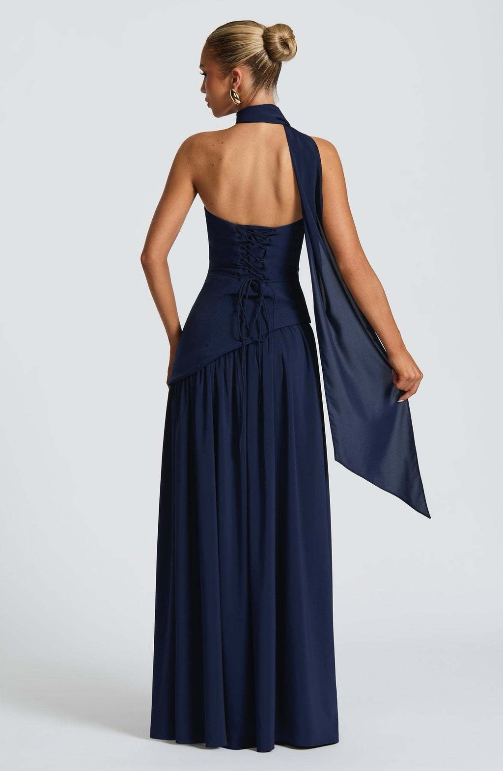 Iris – Elegantes Wickel-Maxikleid mit V-Ausschnitt – Ansicht 18