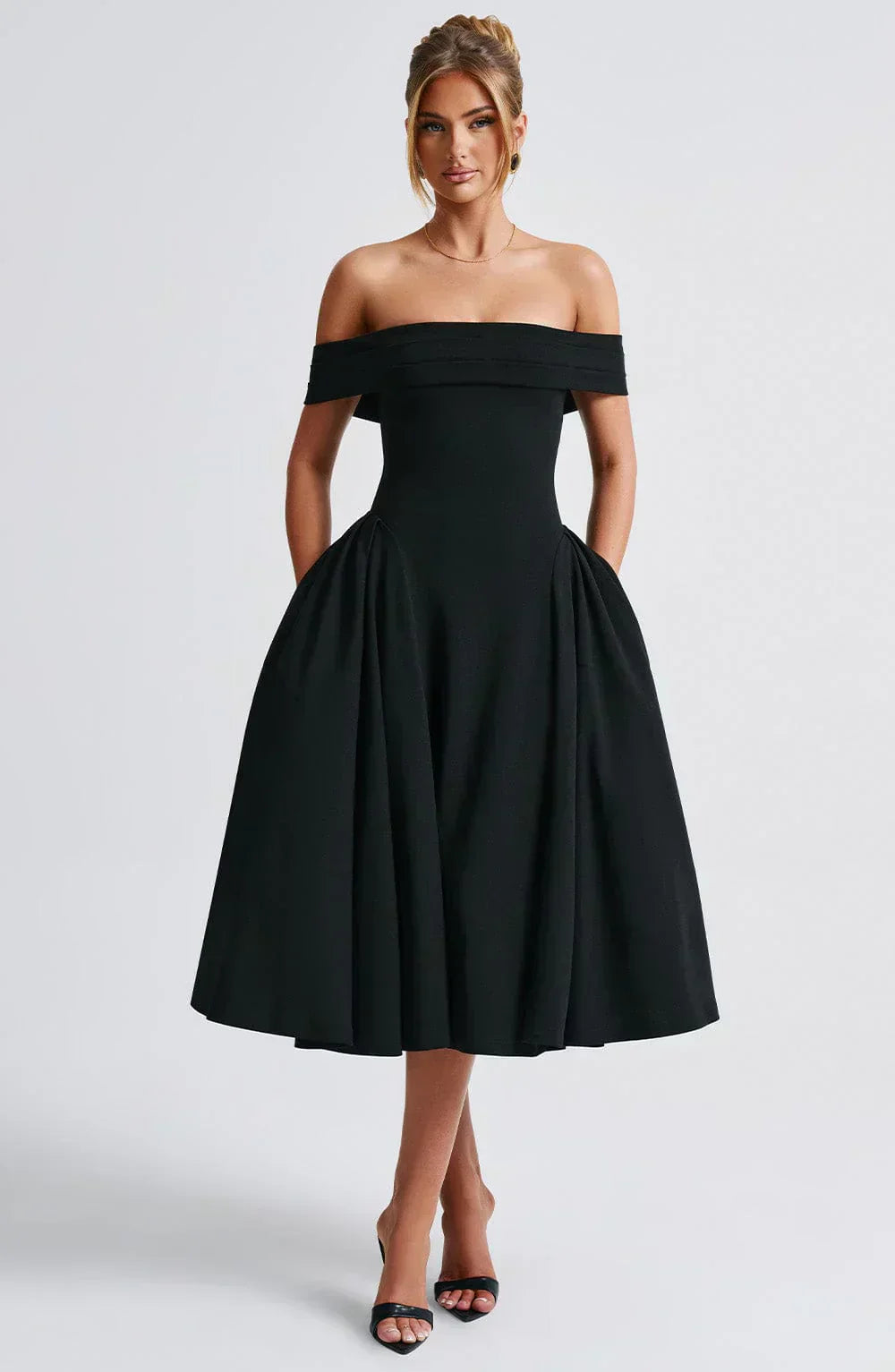 Nyx – Raffiniertes Wickel-Midikleid mit V-Ausschnitt – Ansicht 11