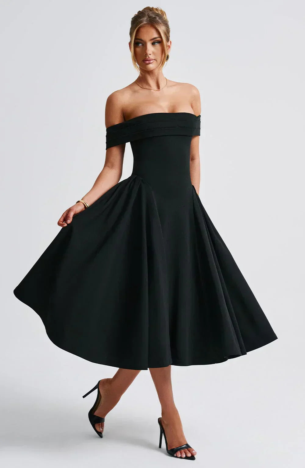 Nyx – Raffiniertes Wickel-Midikleid mit V-Ausschnitt – Weitere Ansicht